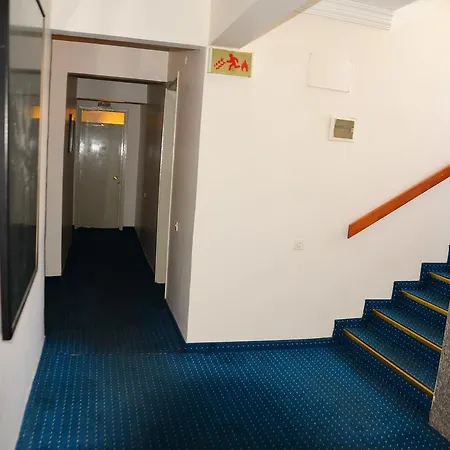 Hotell Pinar 2*