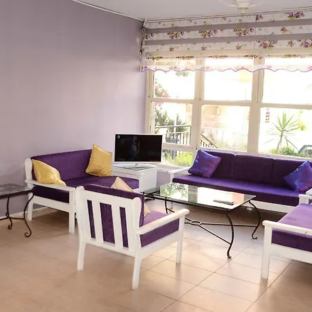 Hotell Pinar 2*