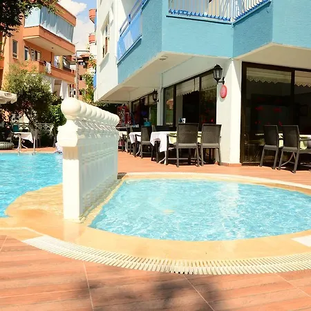 Hotell Pinar 2*